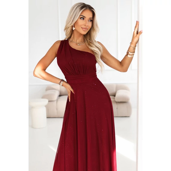 Félvállas hosszú elegáns ruha