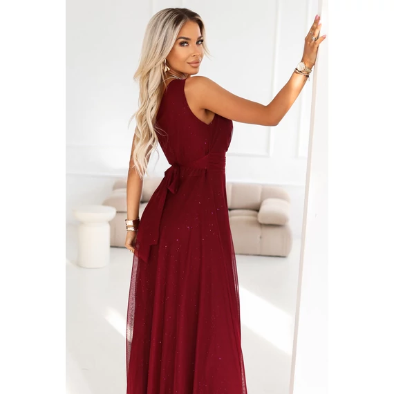 Félvállas hosszú elegáns ruha