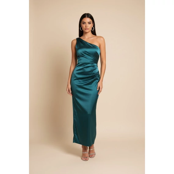 Ferde pántos hosszú szatén ruha smaragdzüld színben