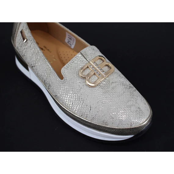 Betty női mokaszin arany színben 39-es utolsó pár