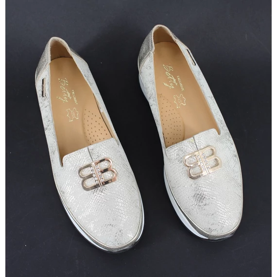 Betty női mokaszin arany színben 39-es utolsó pár