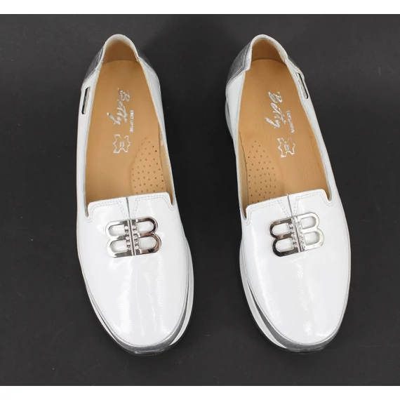 Betty női mokaszin fehér színben